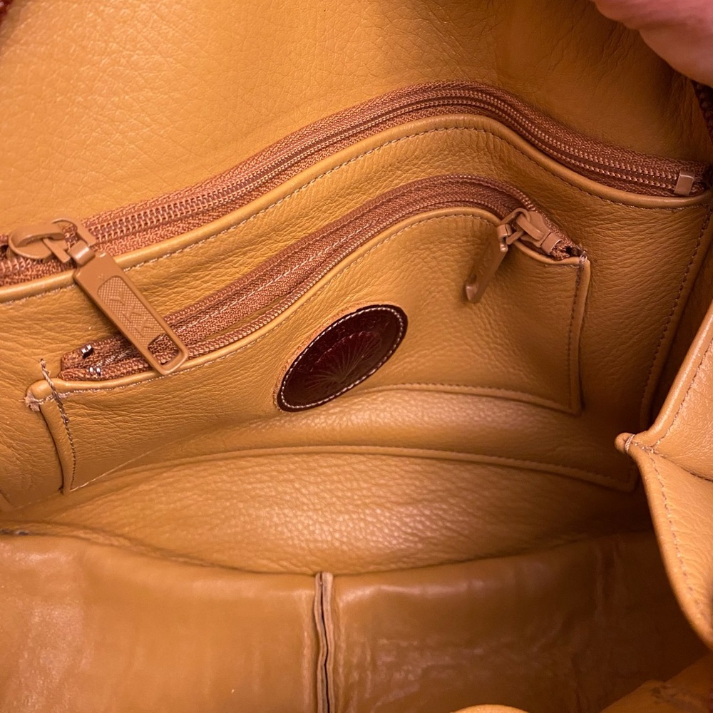 NWOT Bar Harbor Croc leather triangle crossbody - Picture 9 of 11